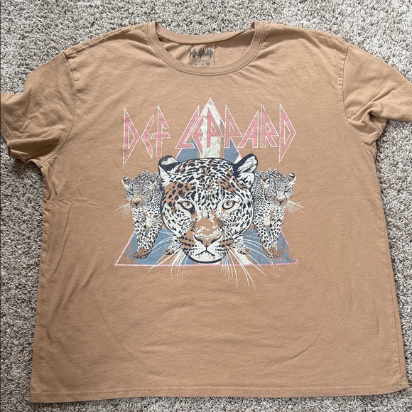 Women’s Graphic Tee Bundle size XXL - Picture 2 of 12